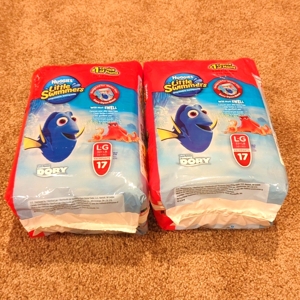 NWT Huggies Little Swimmers - size large